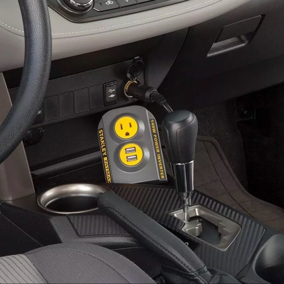 FatMax 140W Power Inverter with USB - Picture 3 of 7